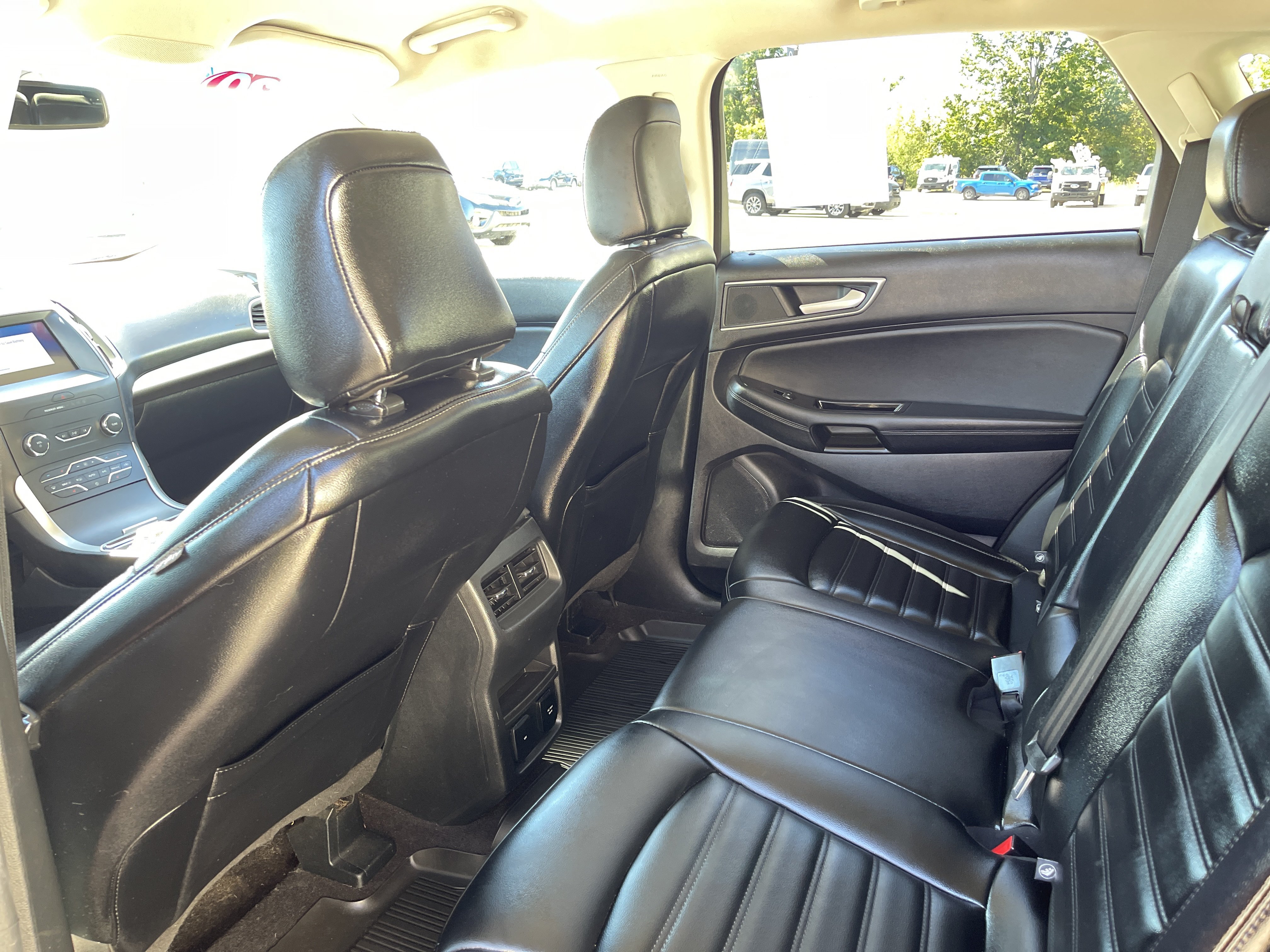 Used 2020 Ford Edge SEL w/ Convenience Package AWD/4WD image 10