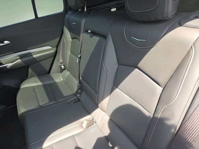 Used 2022 Cadillac XT4 Premium Luxury w/ Technology Package image 27