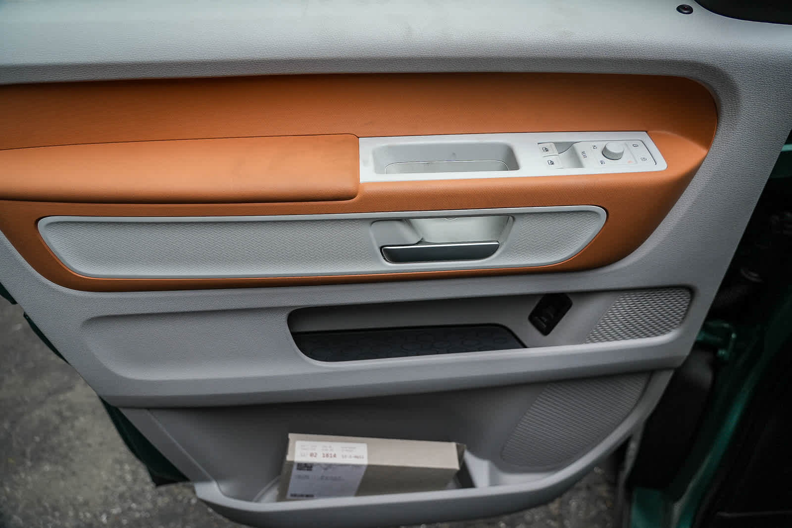 New 2025 Volkswagen ID. Buzz Pro S Plus AWD/4WD image 23