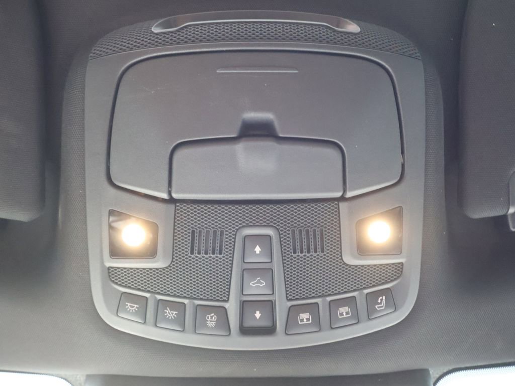 Used 2022 Lincoln Navigator L Reserve image 32