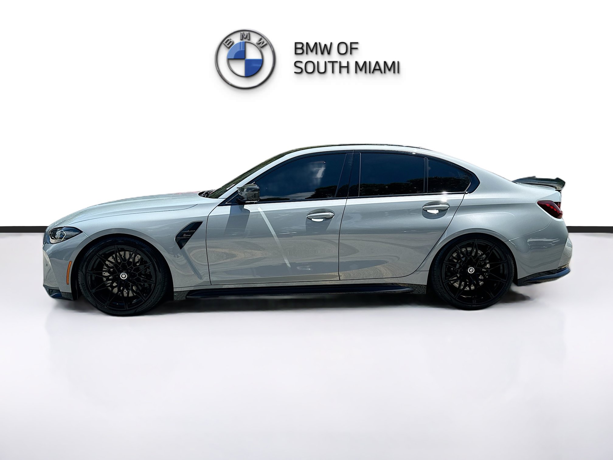 Used 2022 BMW M3 Competition w/ M Carbon Exterior Package RWD image 4