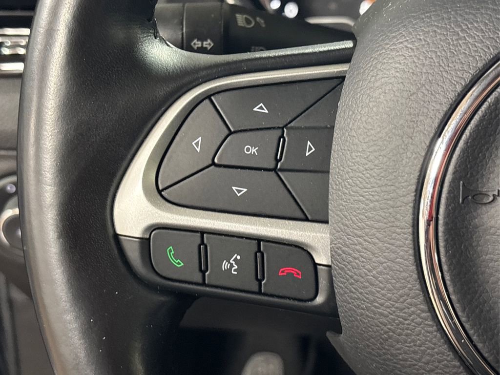 Used 2020 Jeep Compass Latitude AWD/4WD image 26