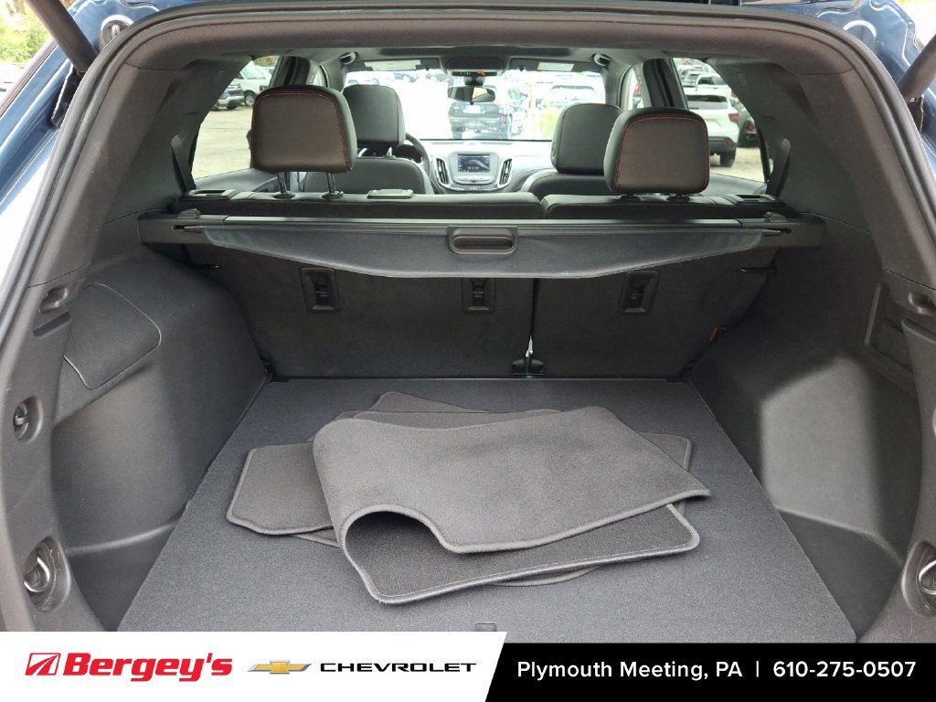Used 2024 Chevrolet Equinox RS w/ LPO, Cargo Package AWD/4WD image 32