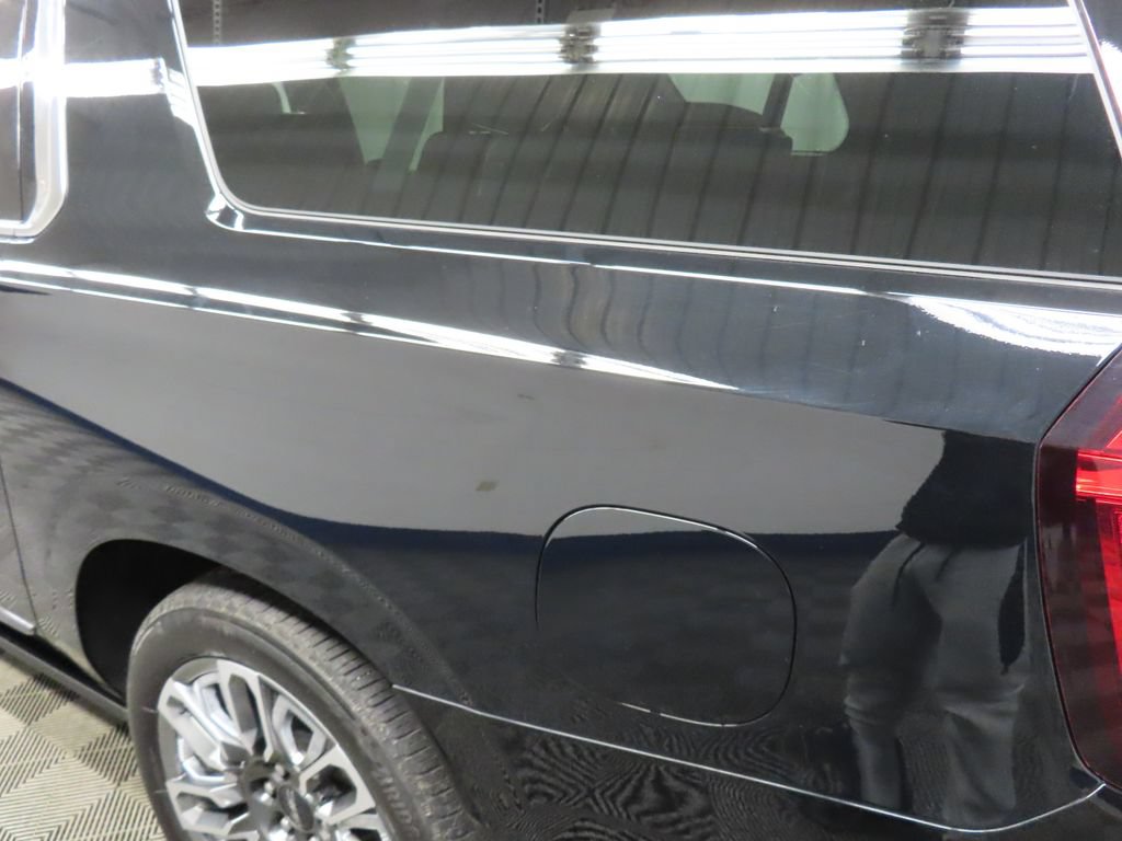 Used 2024 GMC Yukon XL Denali Ultimate AWD/4WD image 40