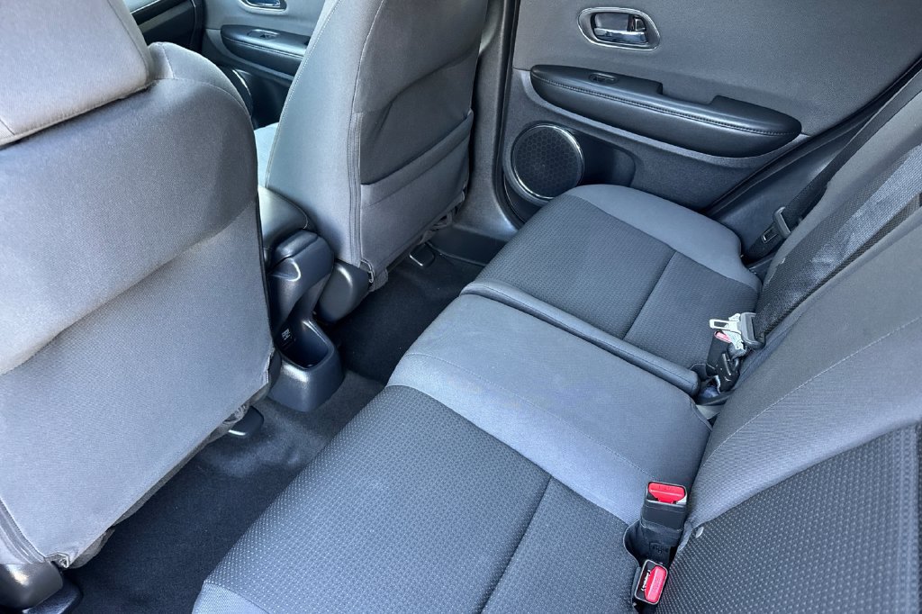 Used 2019 Honda HR-V EX image 11