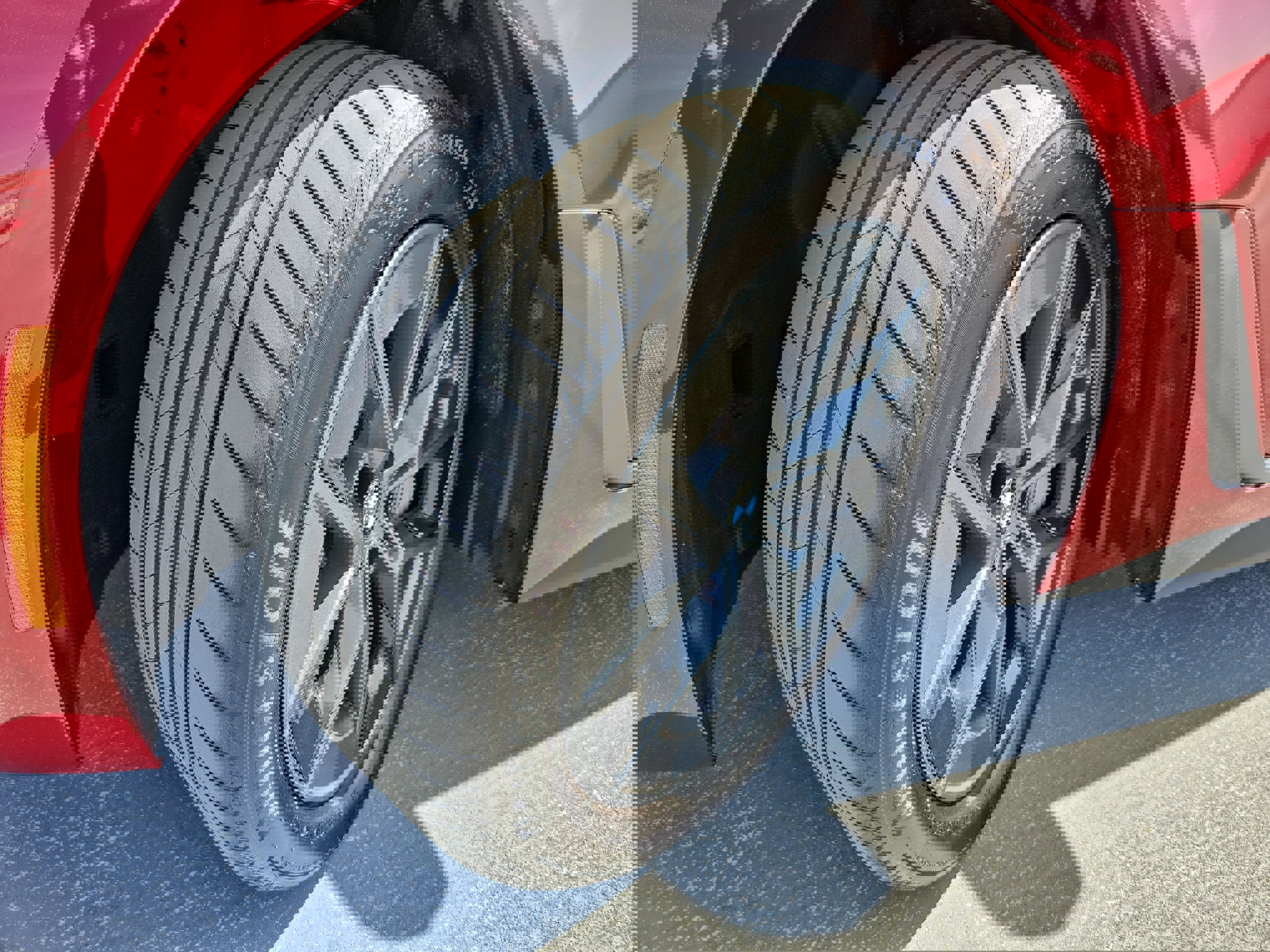 Used 2025 BMW i4 eDrive40 w/ Premium Package image 34