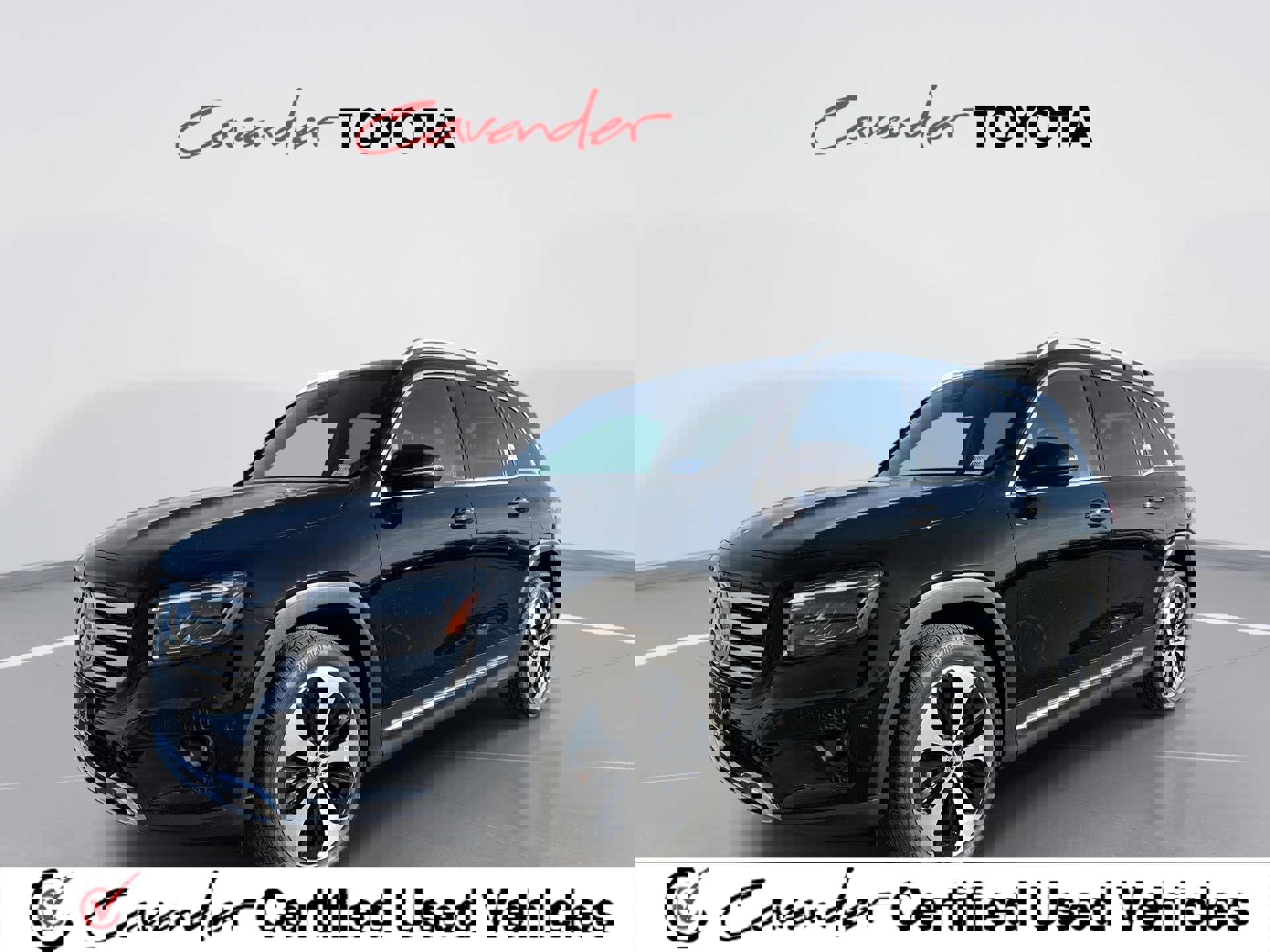 Used 2024 Mercedes-Benz GLB 250 image 1