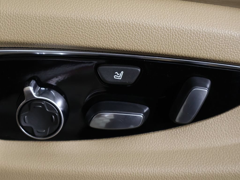 Used 2019 Cadillac Escalade Platinum AWD/4WD image 44