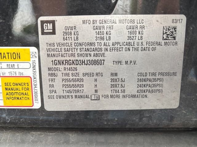 Used 2017 Chevrolet Traverse LT w/ Style and Technology Package image 4