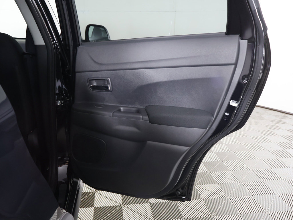 New 2027 Mitsubishi Outlander Sport LE AWD/4WD image 22