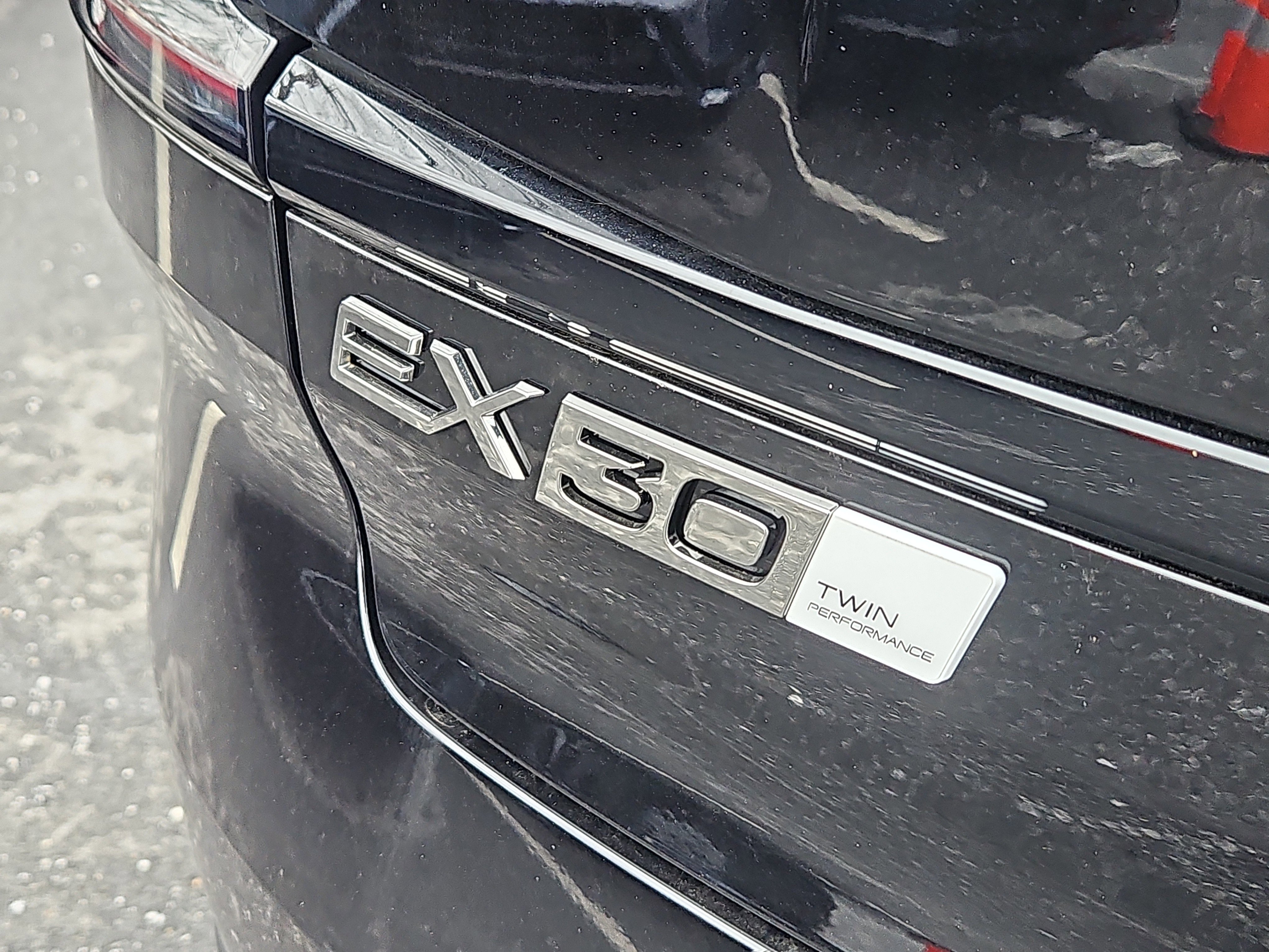 New 2026 Volvo EX30 Plus w/ Protection Package Premier AWD/4WD image 4