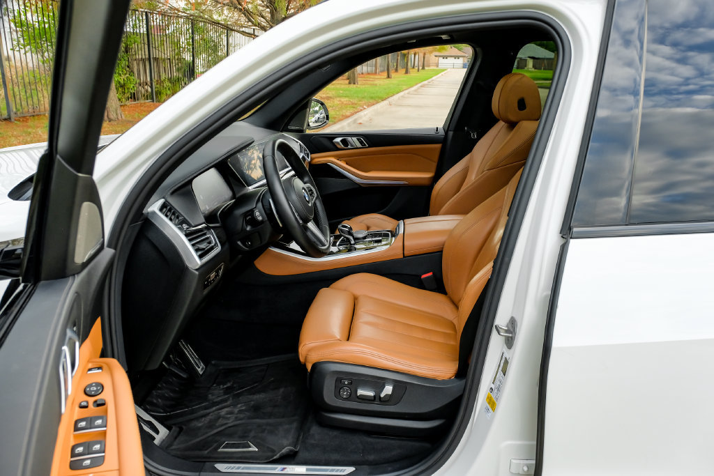 Used 2021 BMW X5 sDrive40i w/ M Sport Package RWD image 6