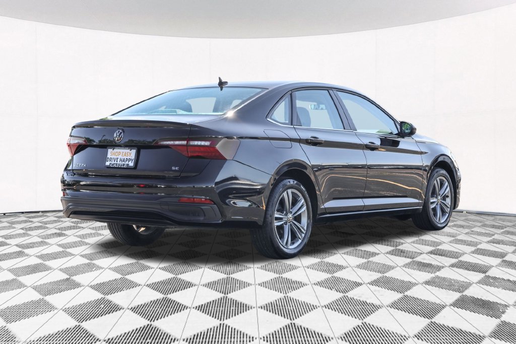 Certified 2024 Volkswagen Jetta SE FWD image 12