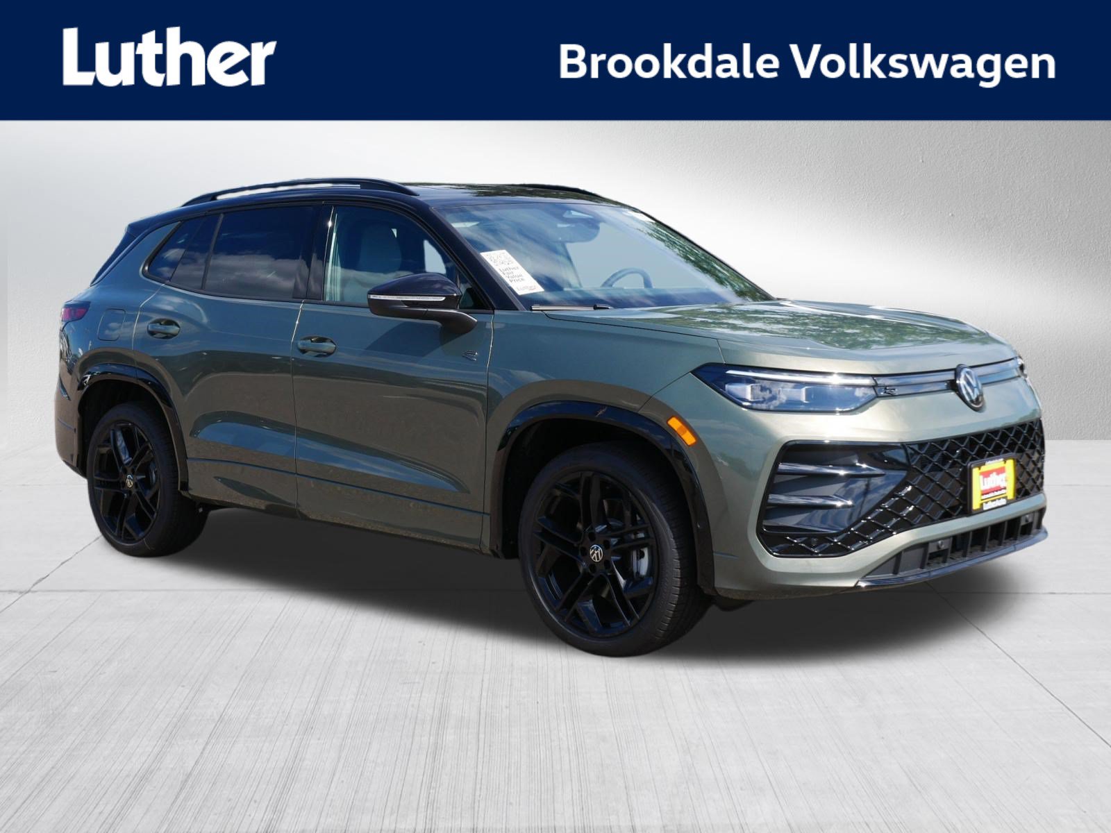 New 2026 Volkswagen Tiguan SE R-Line