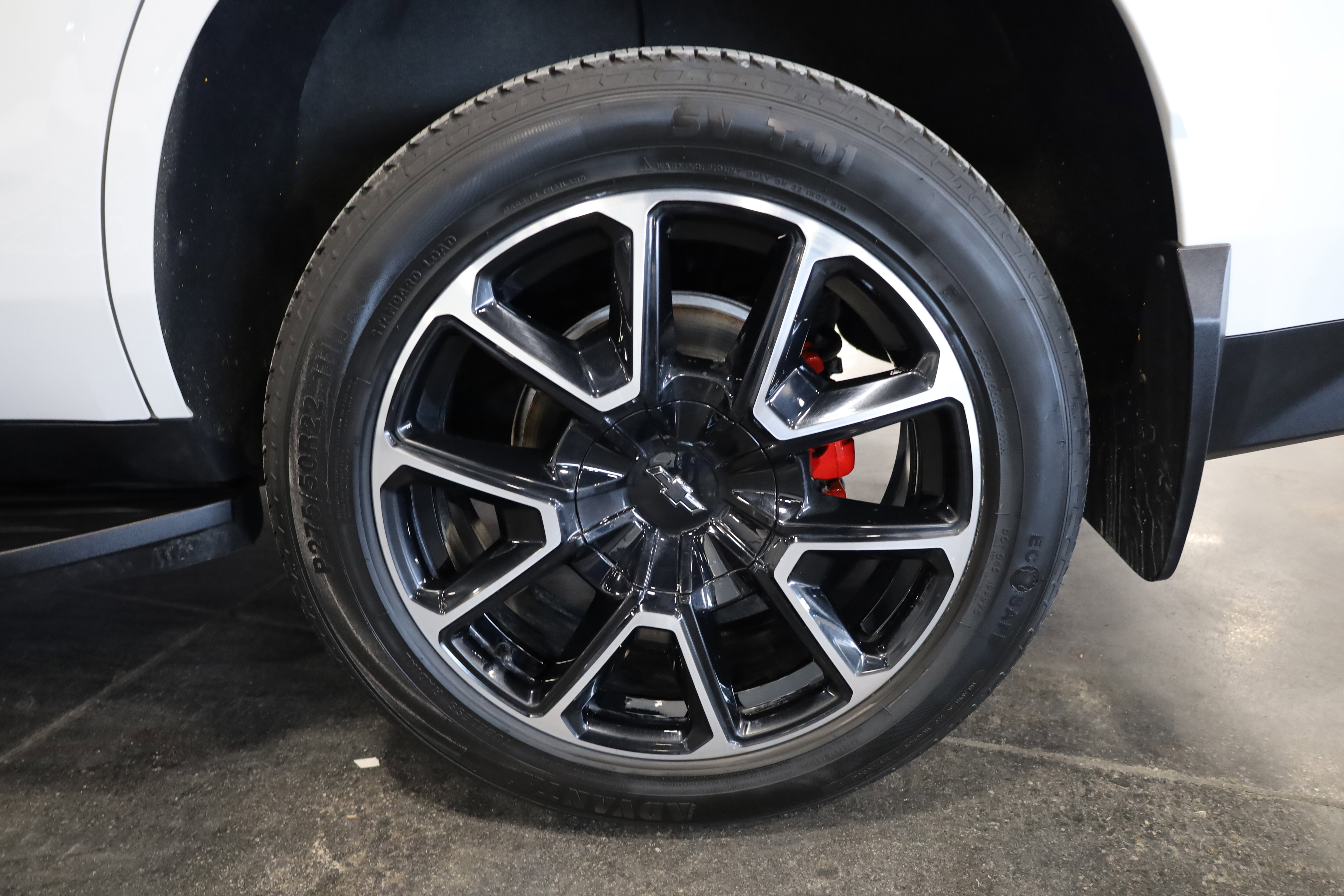 Used 2022 Chevrolet Tahoe RST w/ Luxury Package image 12