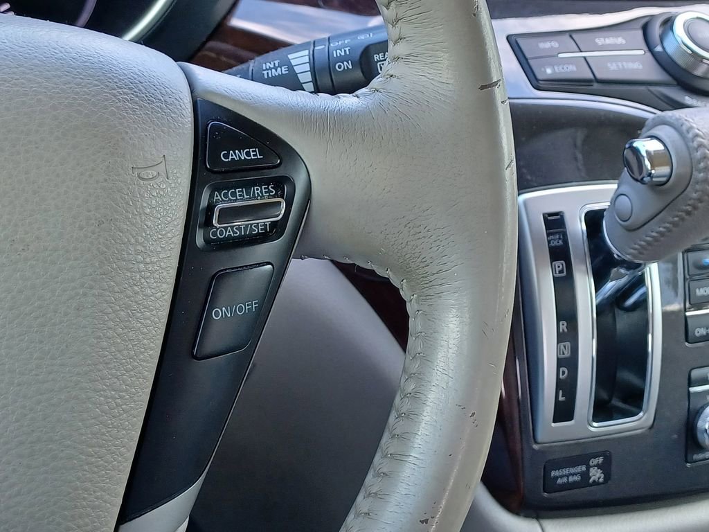 Used 2012 Nissan Quest SL FWD image 18