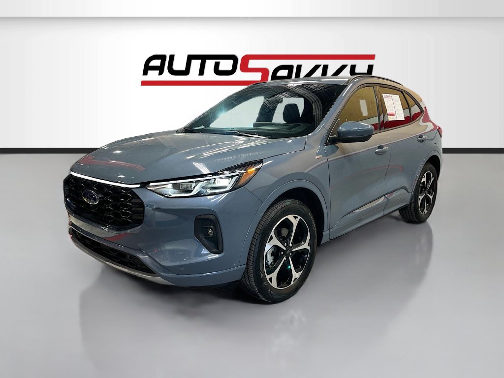 Used 2025 Ford Escape ST-Line Elite w/ Premium Technology Package AWD/4WD image 3