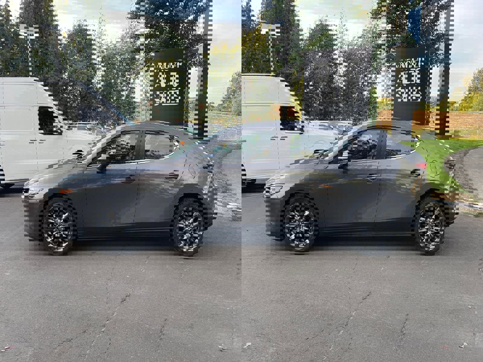 Used 2020 MAZDA MAZDA3 Base image 34