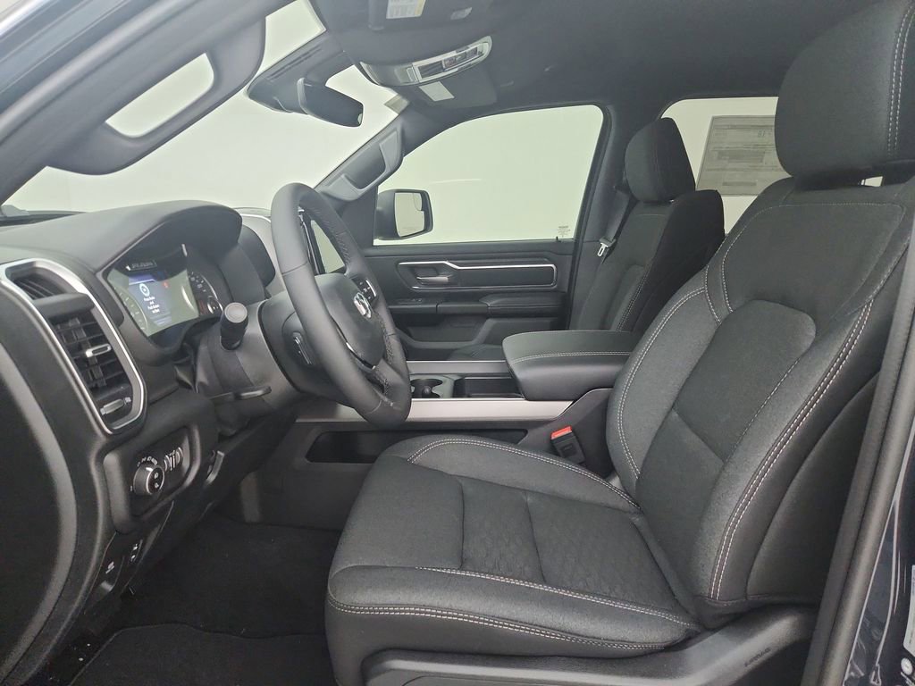 New 2026 RAM 1500 4x4 Crew Cab image 19