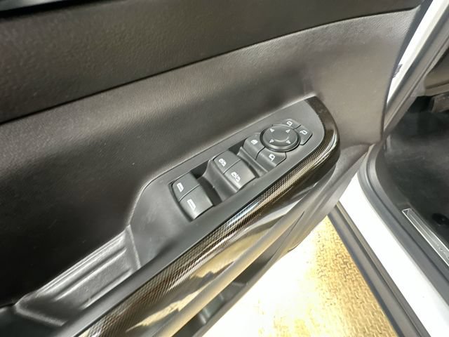 Used 2023 GMC Acadia AT4 w/ Technology Package AWD/4WD image 16