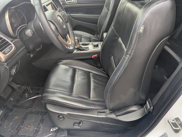 Used 2016 Jeep Grand Cherokee Limited image 17