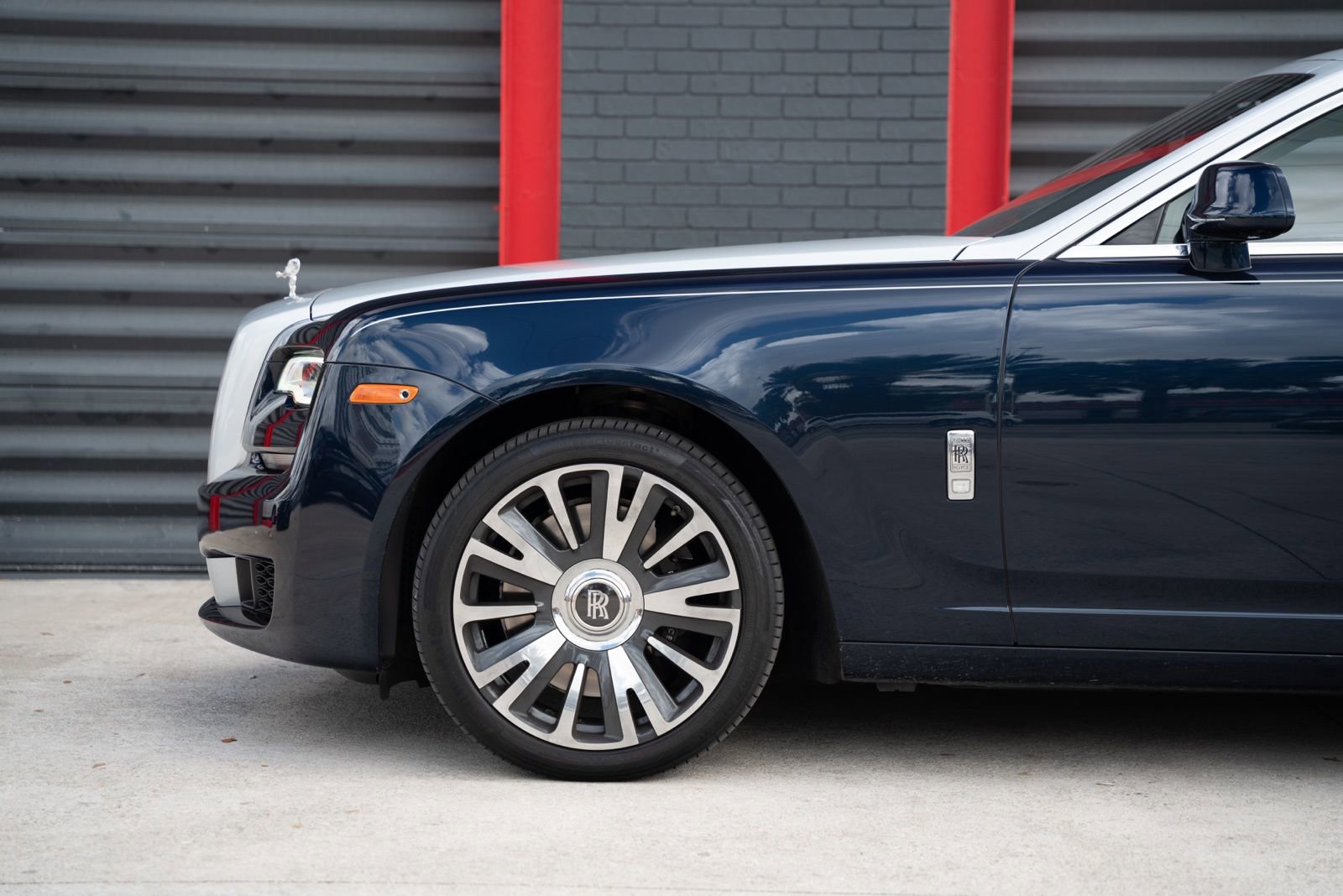 Used 2020 Rolls-Royce Ghost RWD image 10