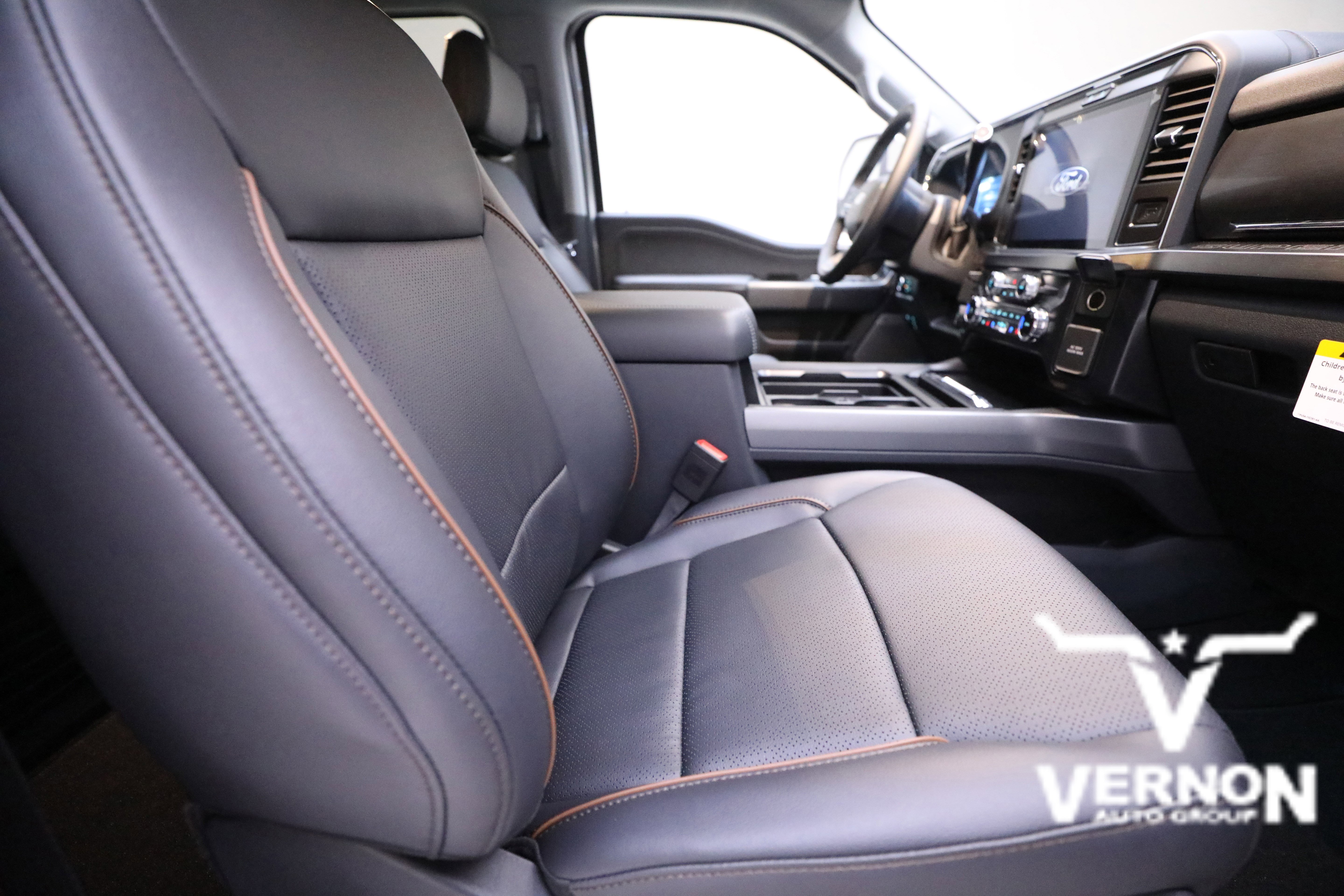 New 2026 Ford F250 Lariat w/ Chrome Package image 11