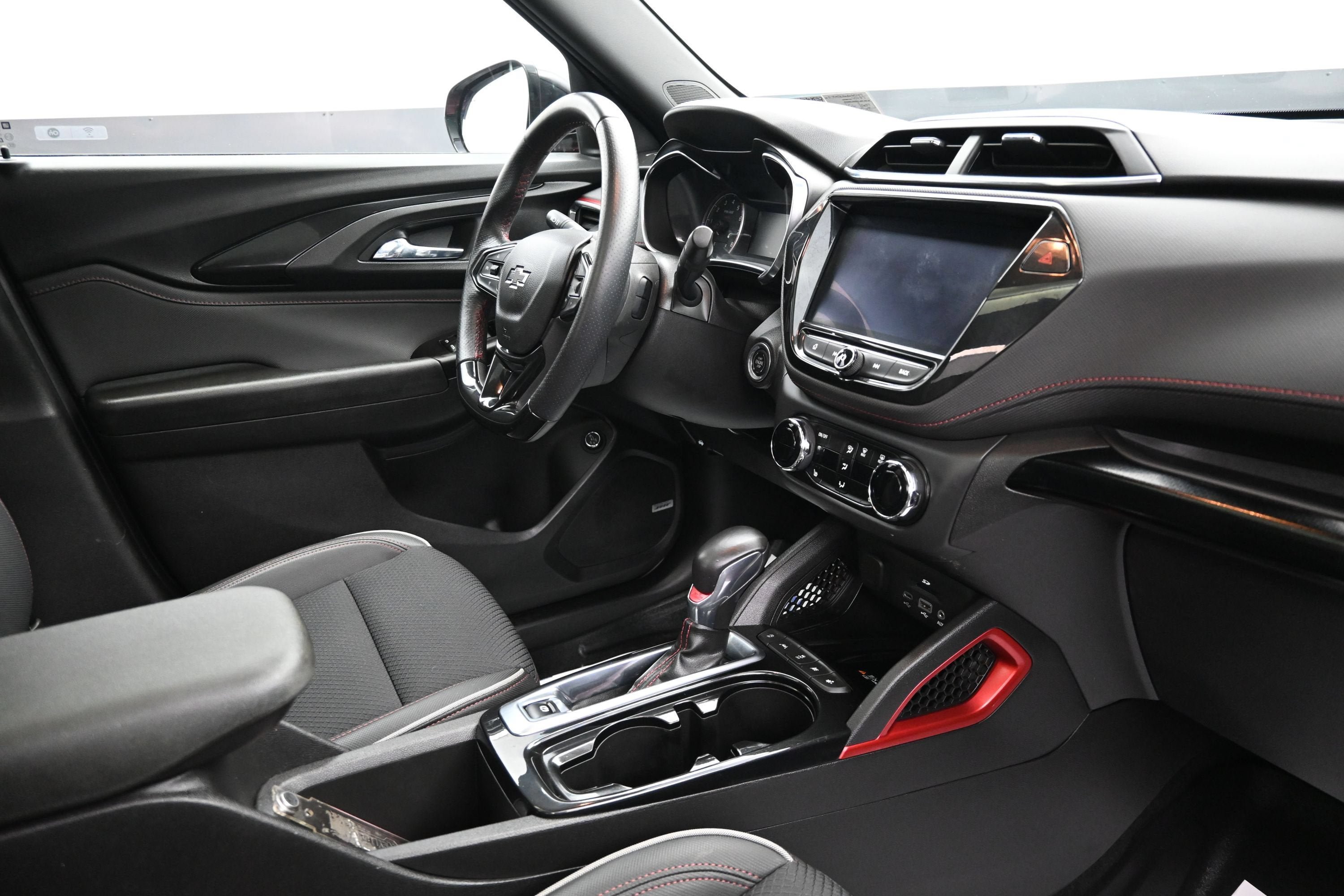 Certified 2021 Chevrolet TrailBlazer RS w/ Sun and Liftgate Package FWD image 36
