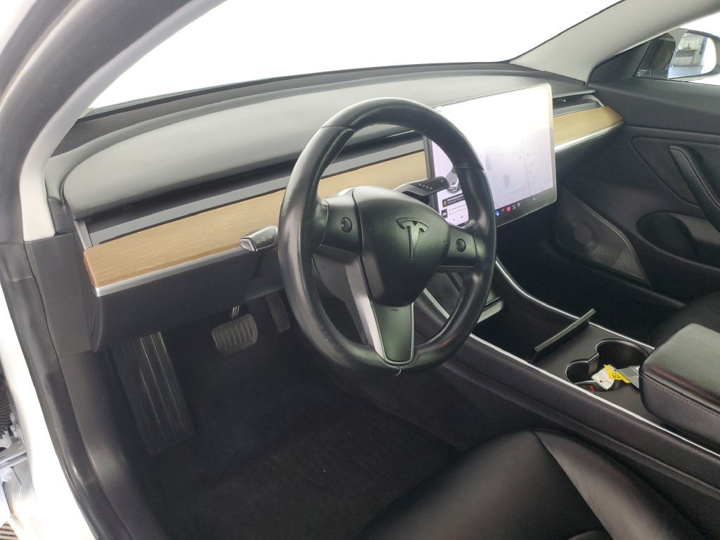 Used 2019 Tesla Model 3 Standard Range Plus RWD image 11