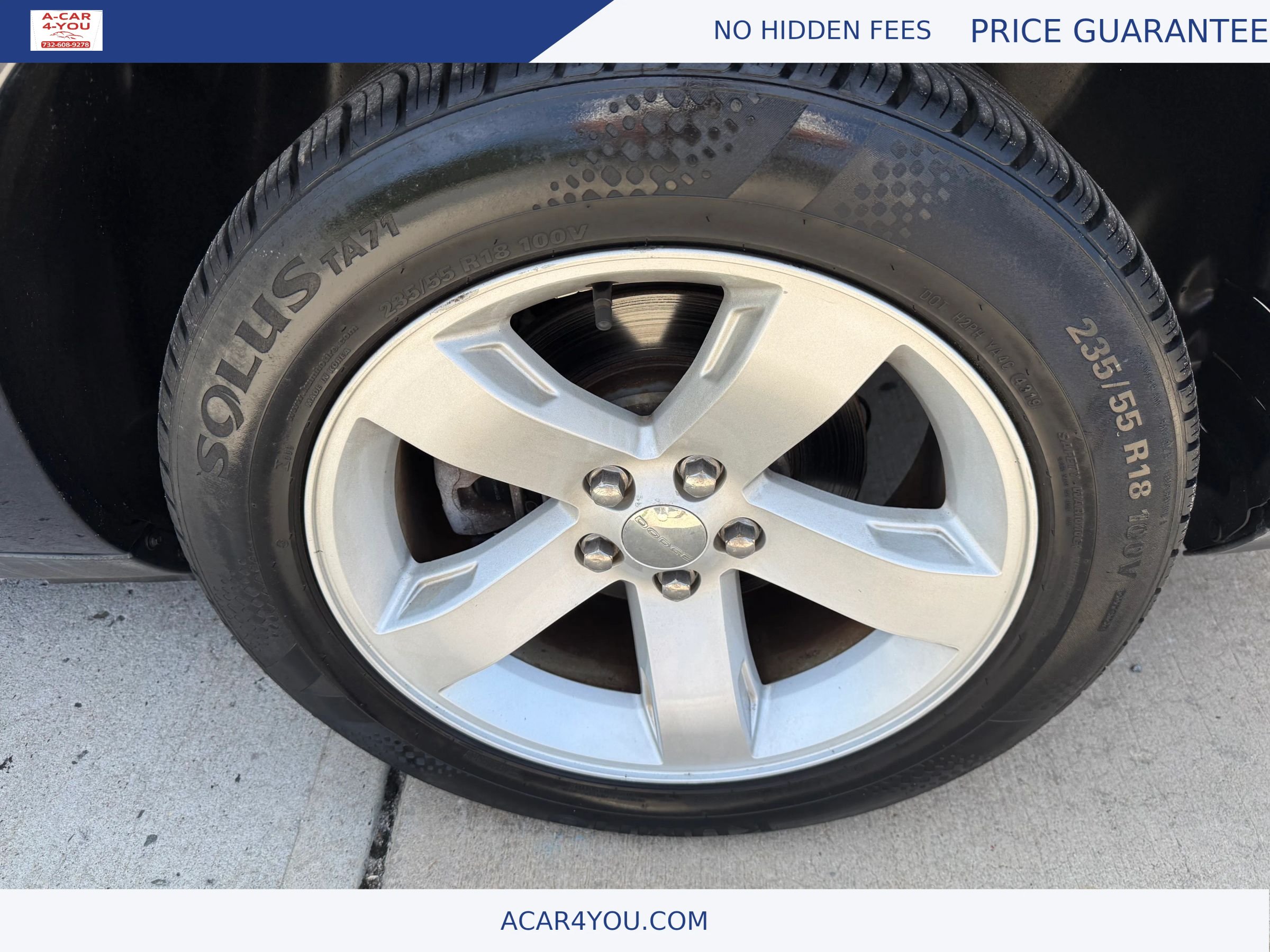 Used 2014 Dodge Challenger R/T RWD image 21