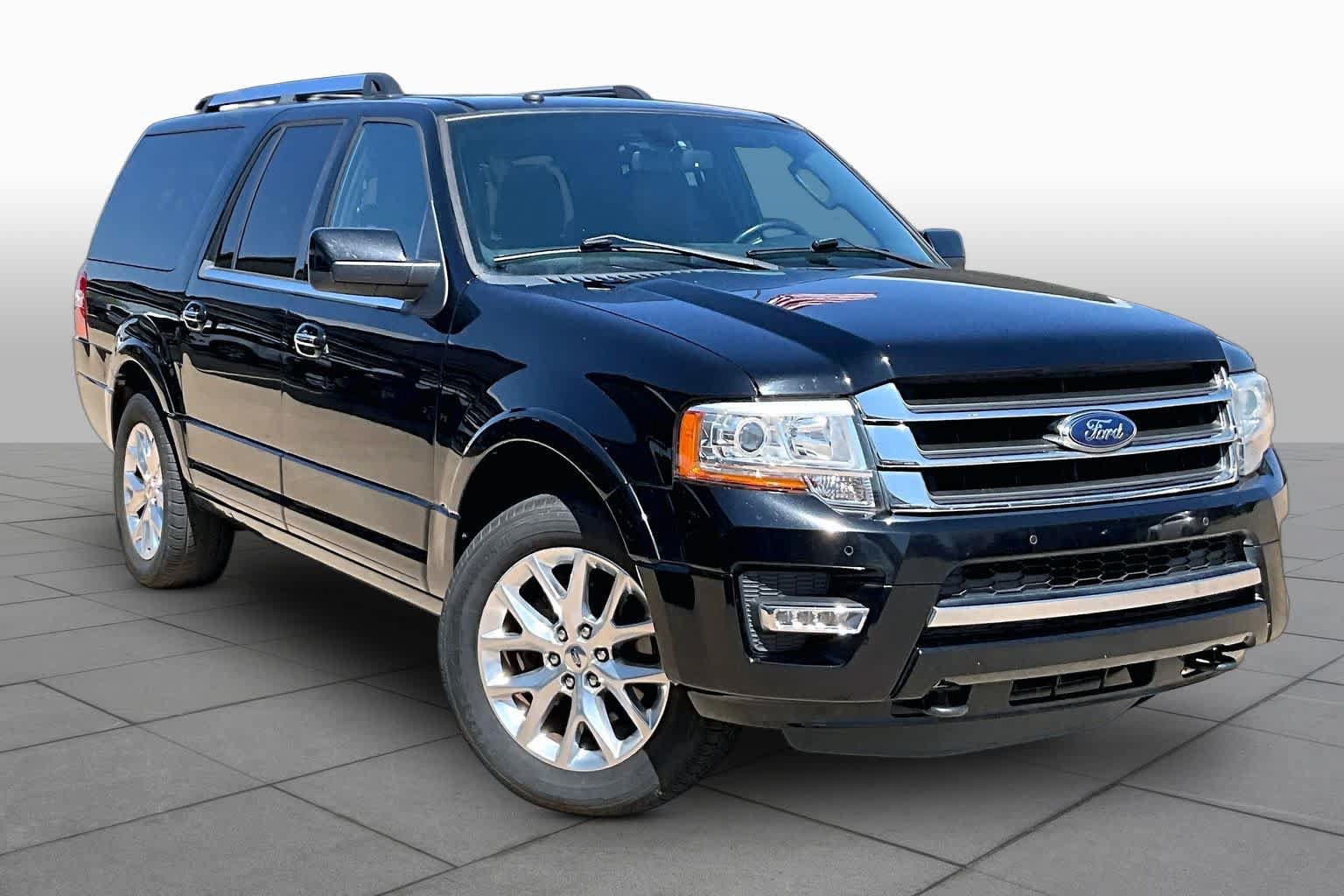 Used 2017 Ford Expedition EL Limited w/ Equipment Group 301A AWD/4WD image 2