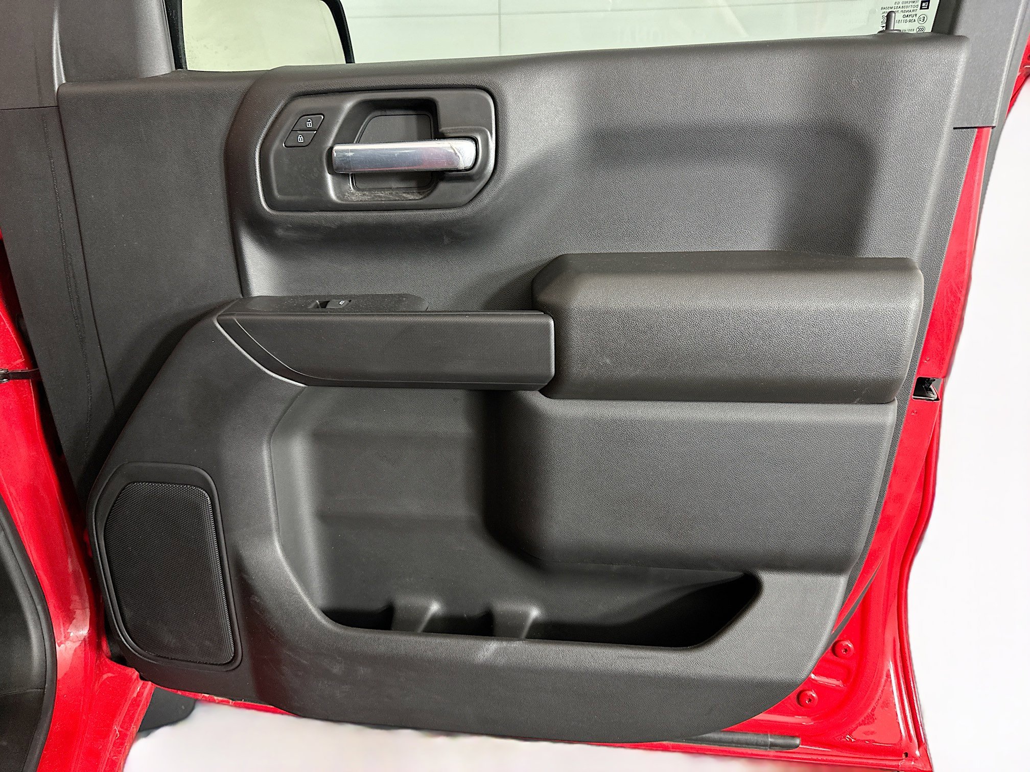 Used 2025 Chevrolet Silverado 1500 Custom image 31