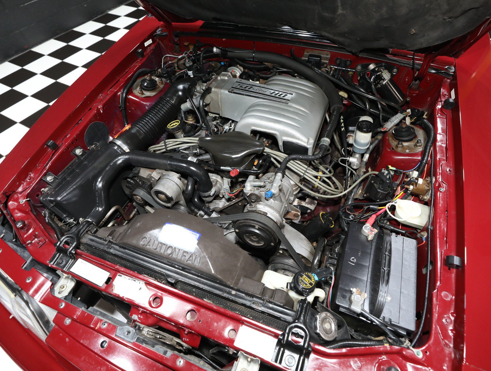 Used 1987 Ford Mustang GT RWD image 2