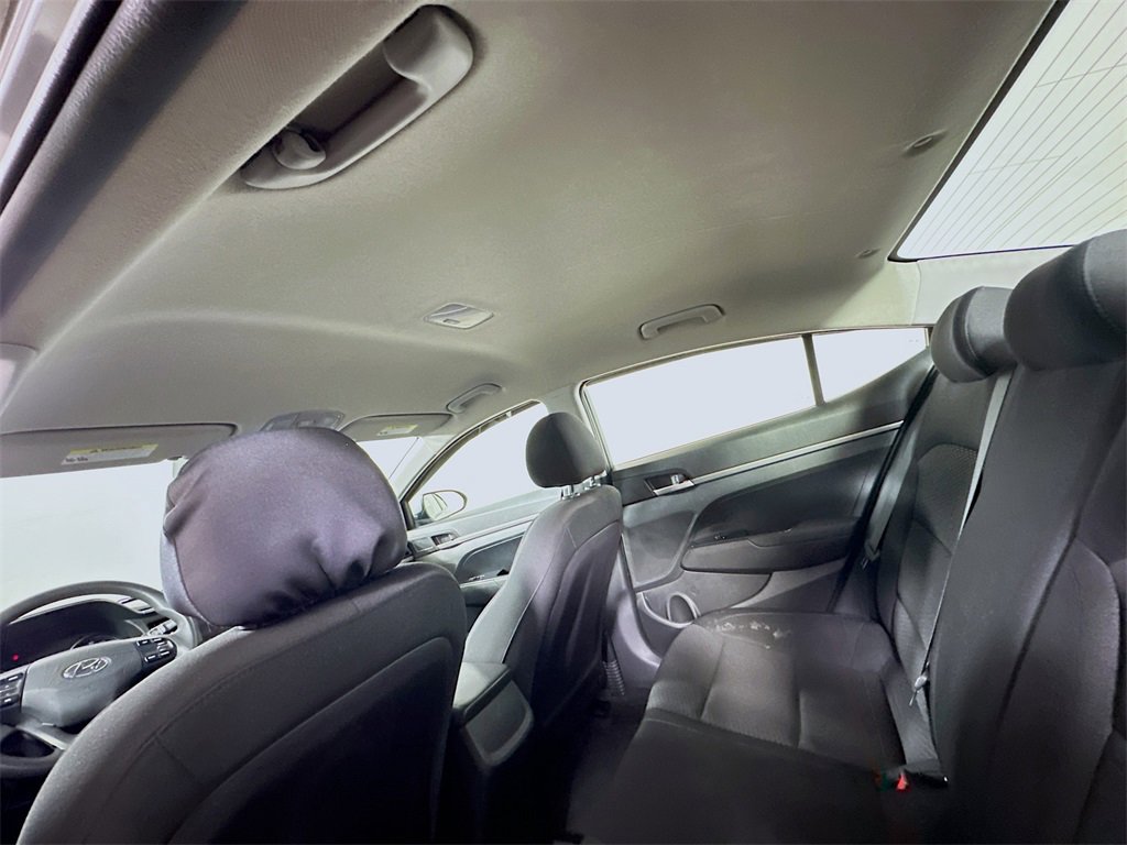 Used 2019 Hyundai Elantra SE w/ Cargo Package image 13
