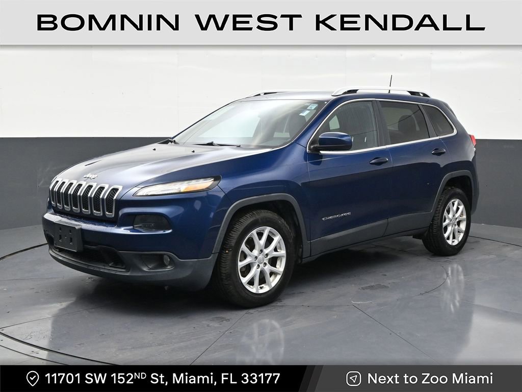 Used 2018 Jeep Cherokee Latitude Plus w/ Cold Weather Group image 1