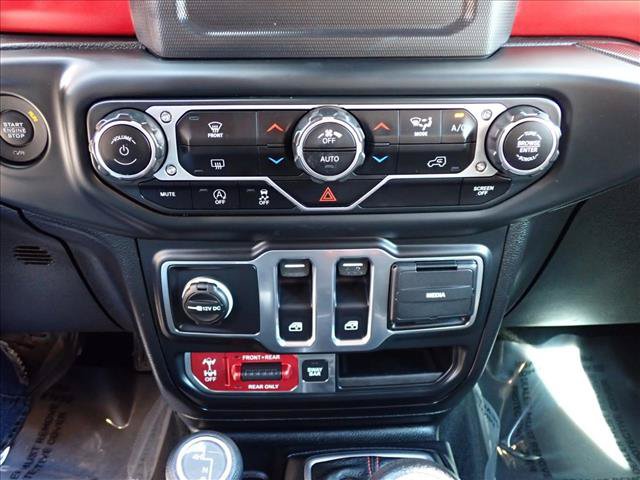 Used 2018 Jeep Wrangler Rubicon AWD/4WD image 16