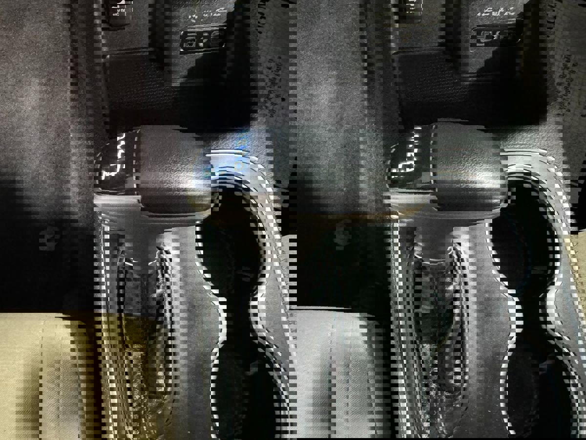 Used 2019 Dodge Durango SXT image 18