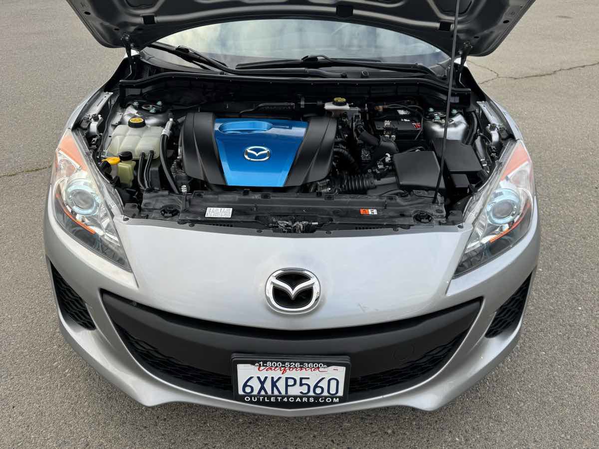 Used 2013 MAZDA MAZDA3 i Touring image 37
