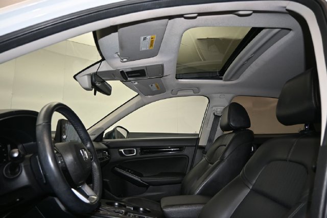 Used 2023 Honda Civic Touring image 13