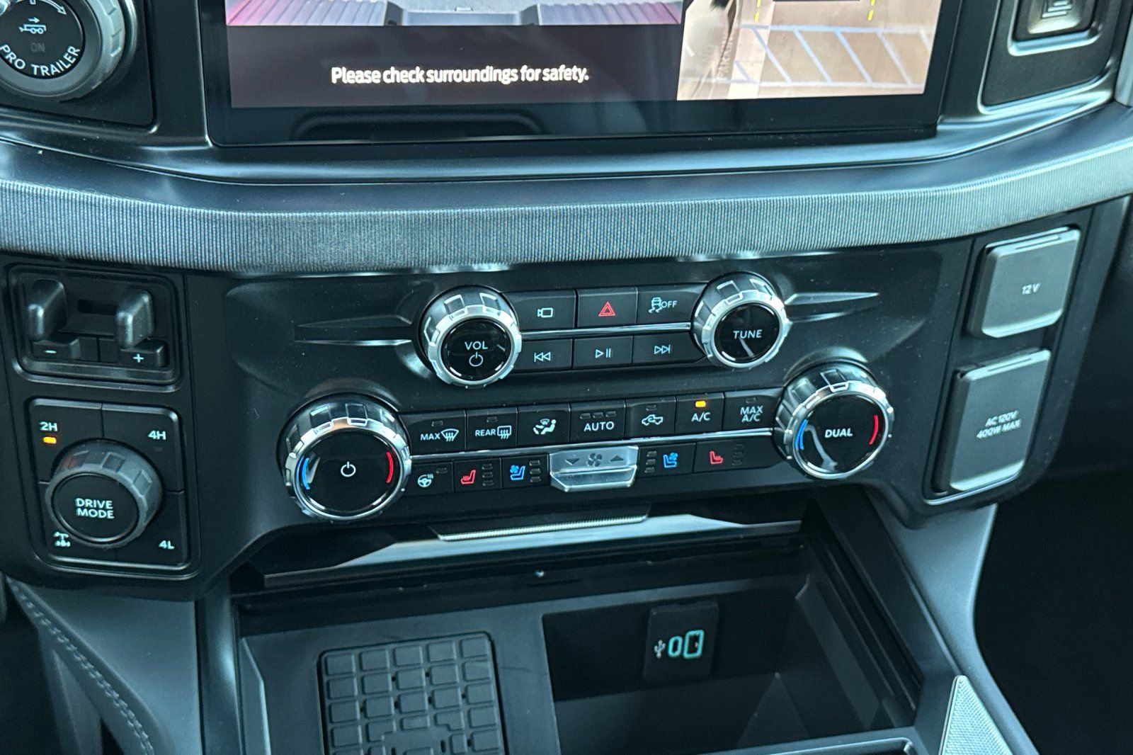 New 2026 Ford F250 Platinum image 19