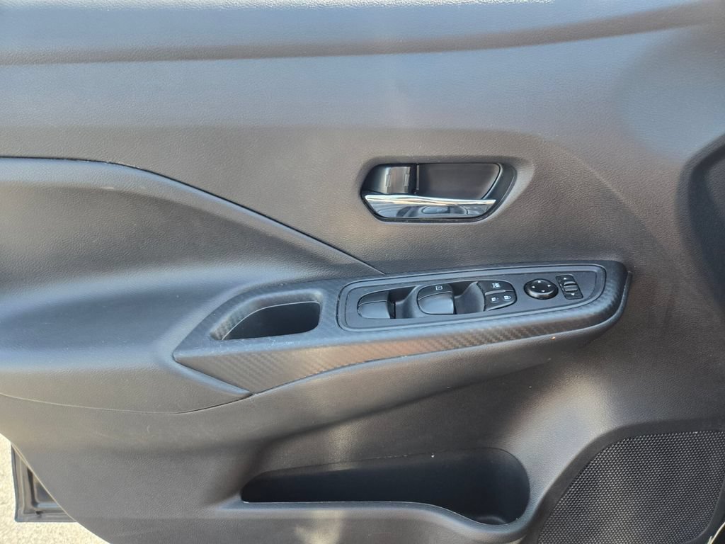 Certified 2025 Nissan Versa SV FWD image 34
