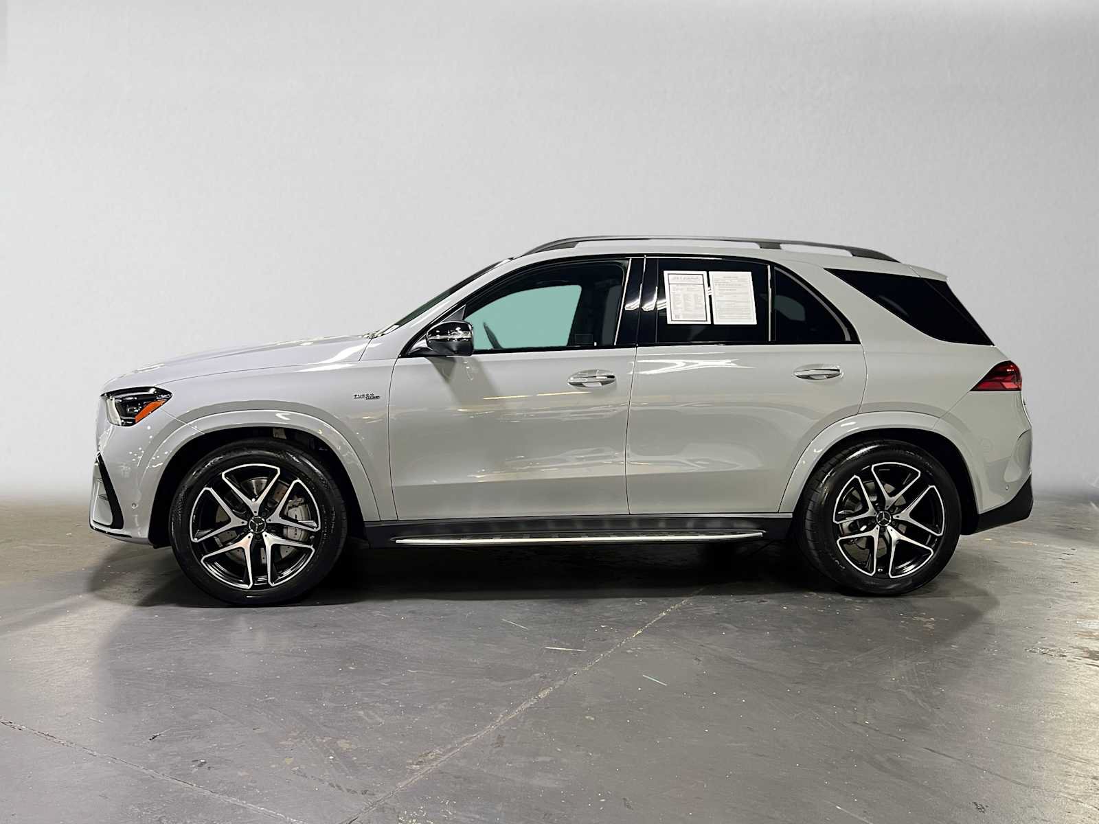 Certified 2024 Mercedes-Benz GLE 53 AMG 4MATIC image 6