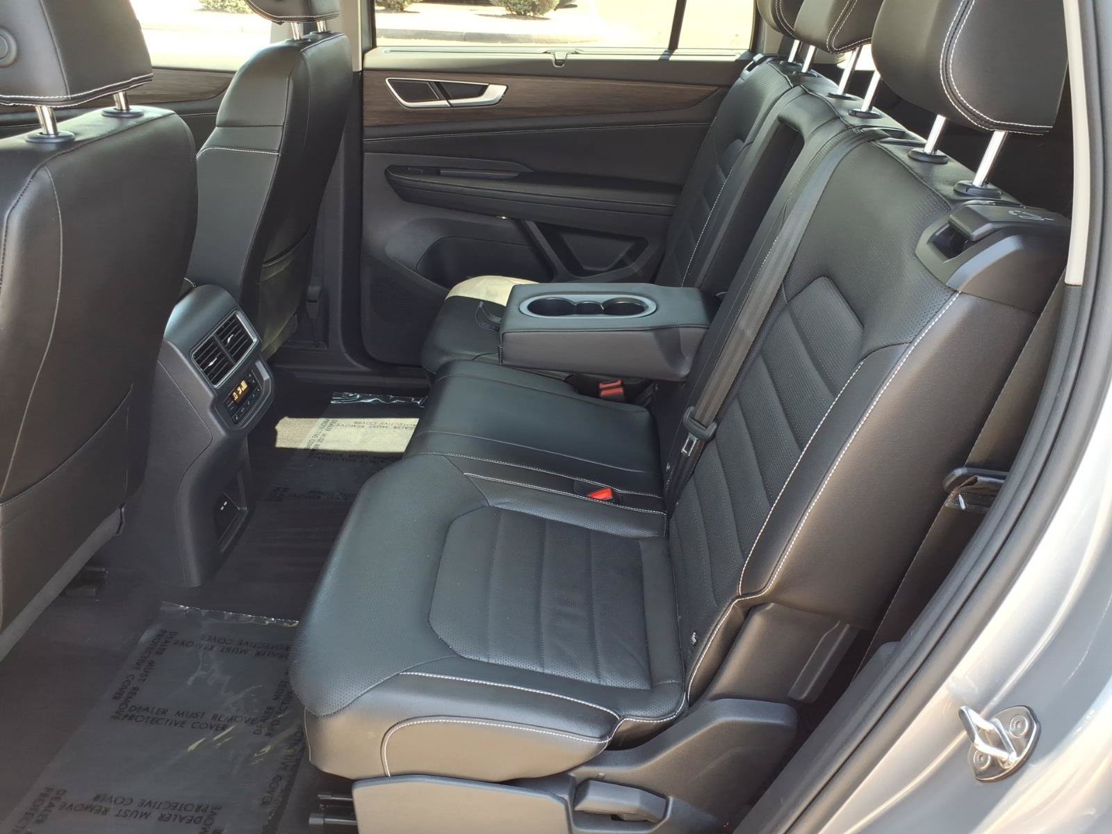 Certified 2024 Volkswagen Atlas SEL AWD/4WD image 24