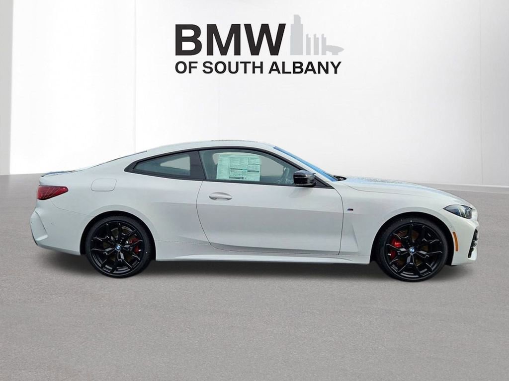 New 2026 BMW 440i xDrive Coupe w/ Premium Package AWD/4WD image 3