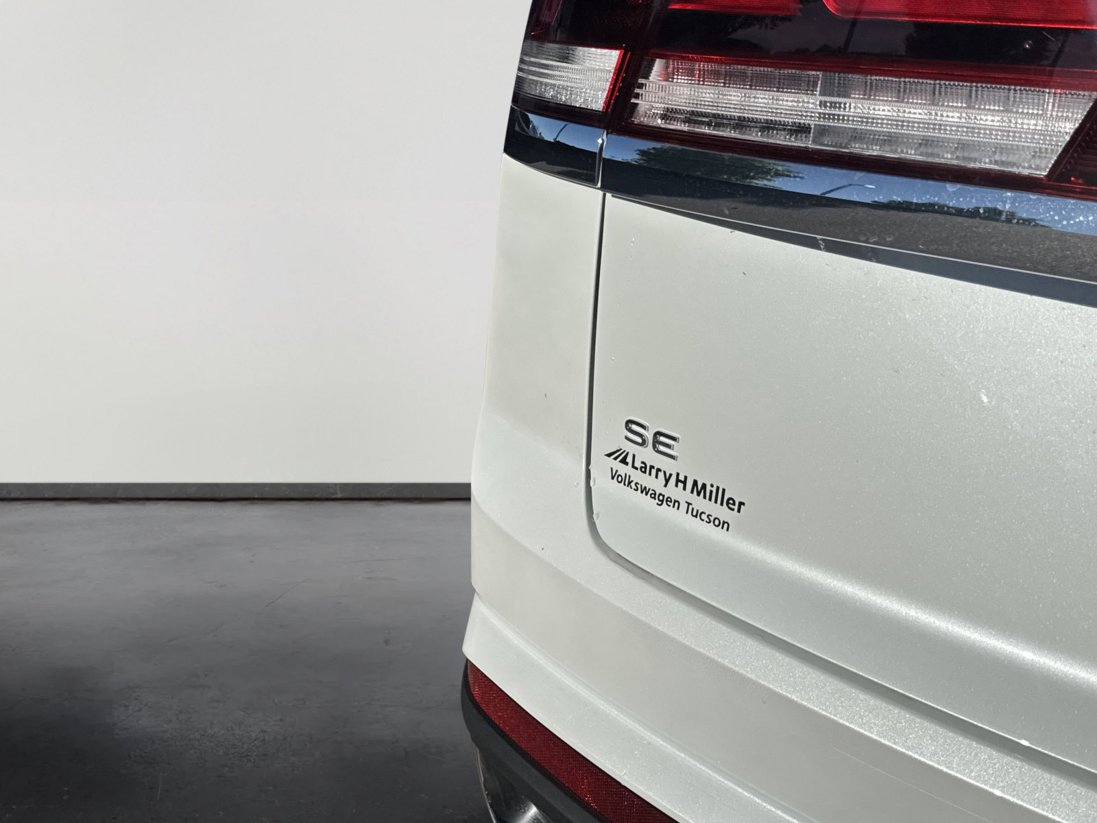 New 2026 Volkswagen Atlas Cross Sport SE image 6