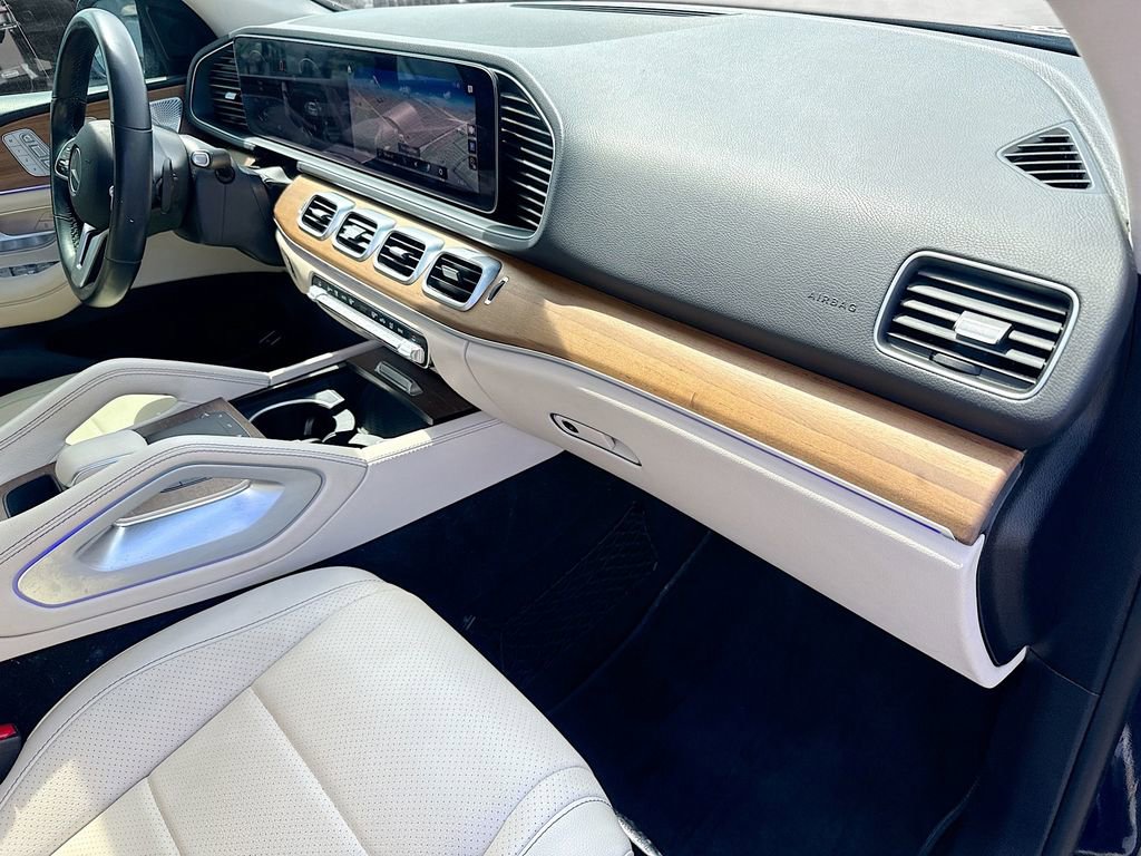 Used 2021 Mercedes-Benz GLE 350 w/ 3rd Row Seat Package image 34