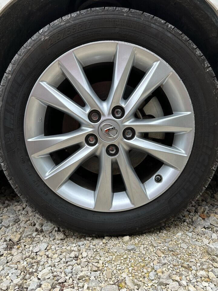 Used 2011 Lexus ES 350 image 10