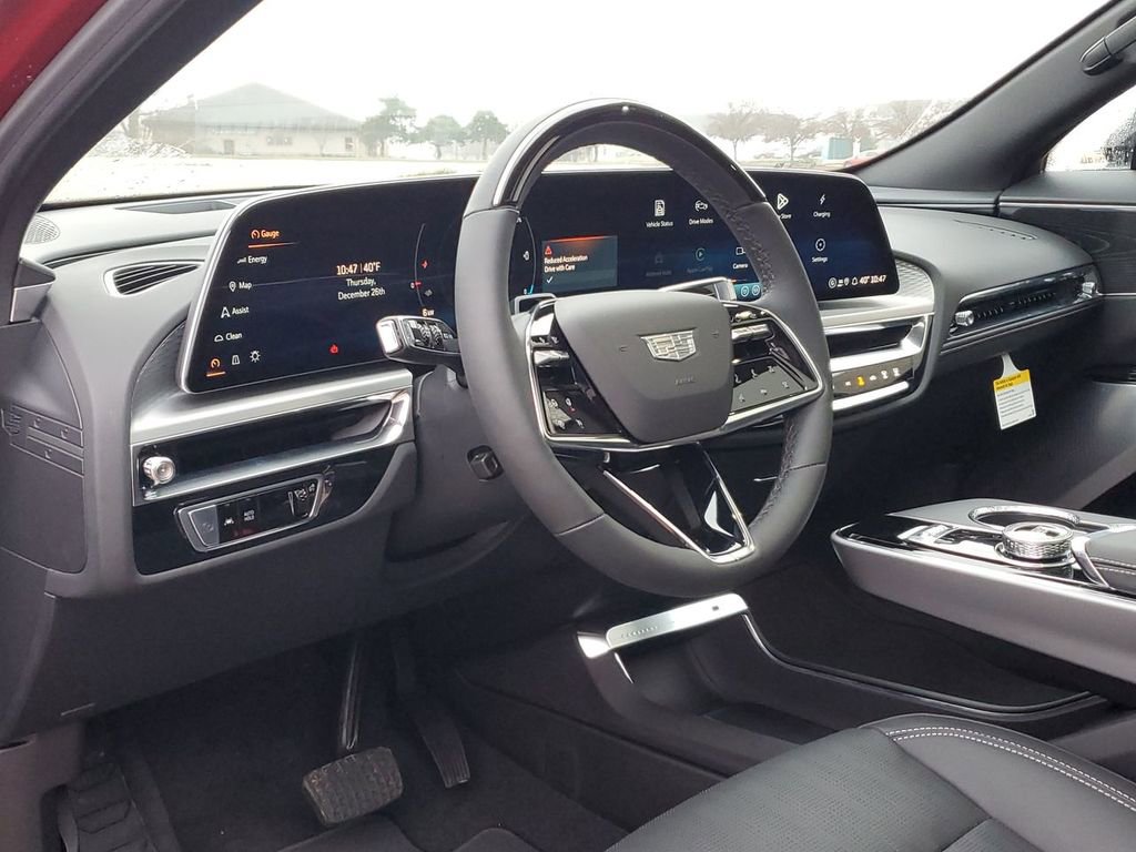 New 2025 Cadillac Lyriq Sport image 10