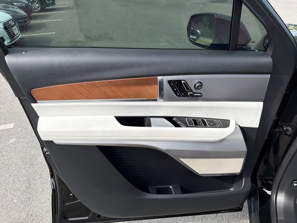 Certified 2026 Cadillac Vistiq Sport AWD/4WD image 3