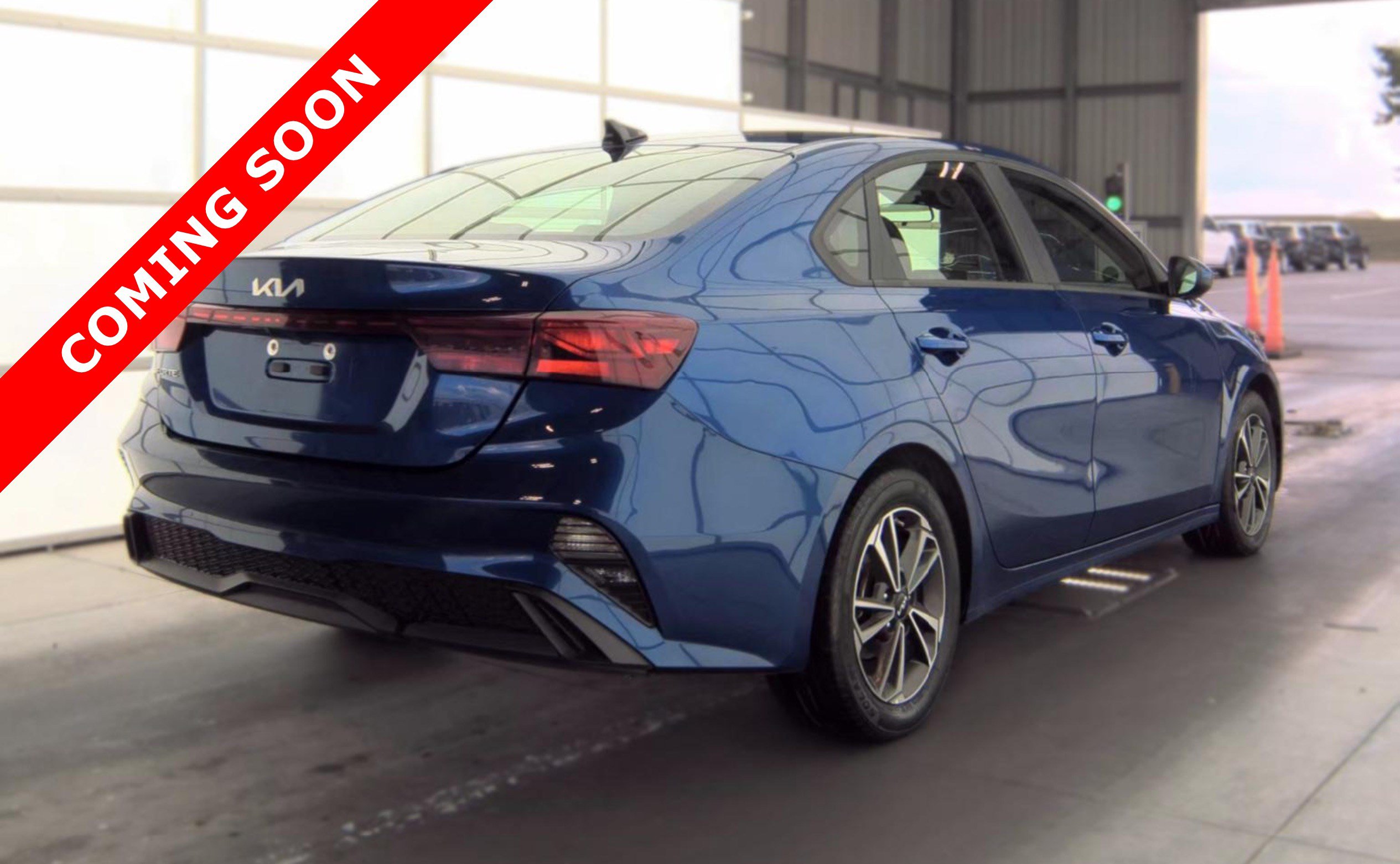 Used 2024 Kia Forte LXS FWD image 3